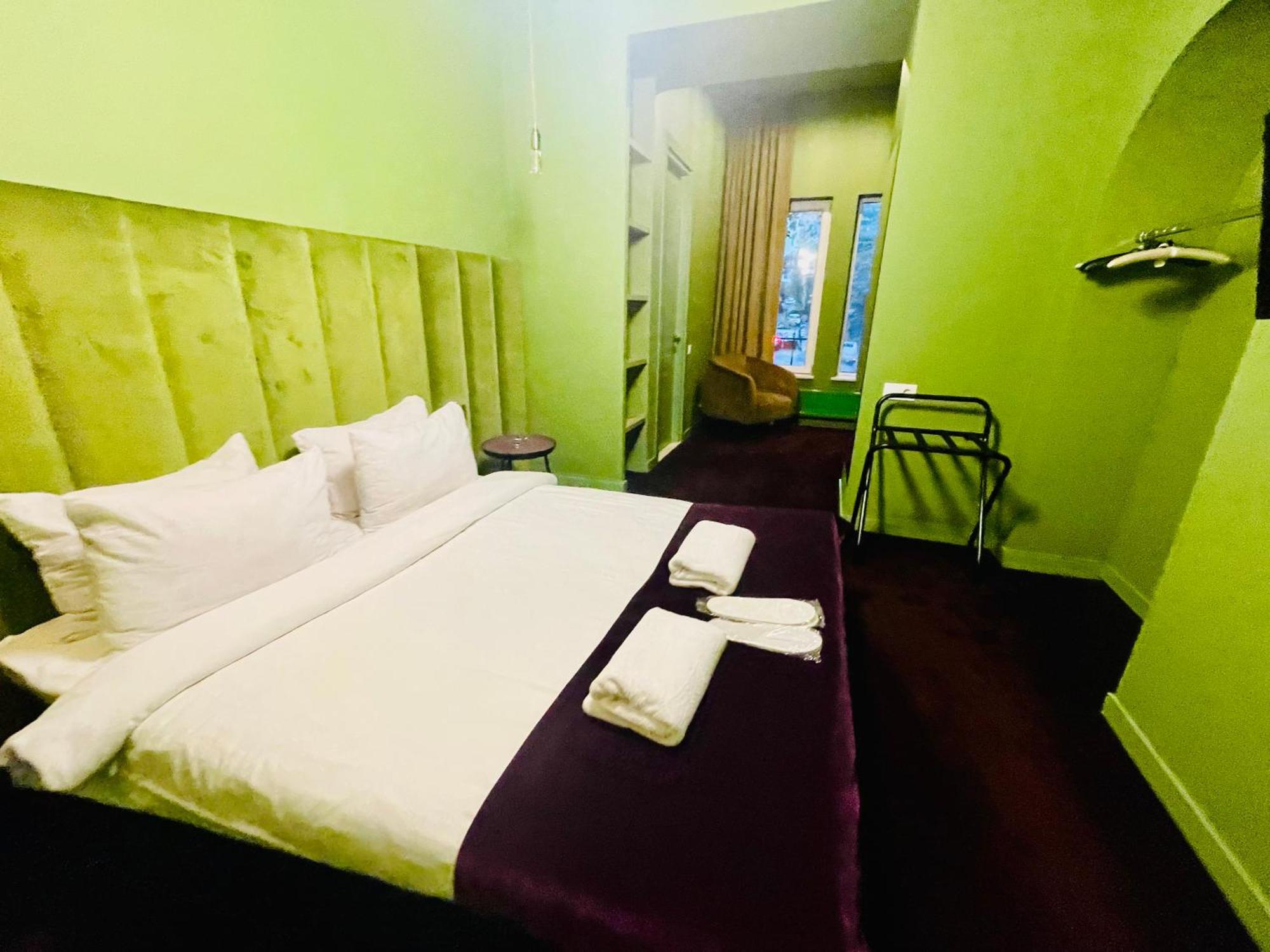 Freeze Inn Tbilisi Exterior foto
